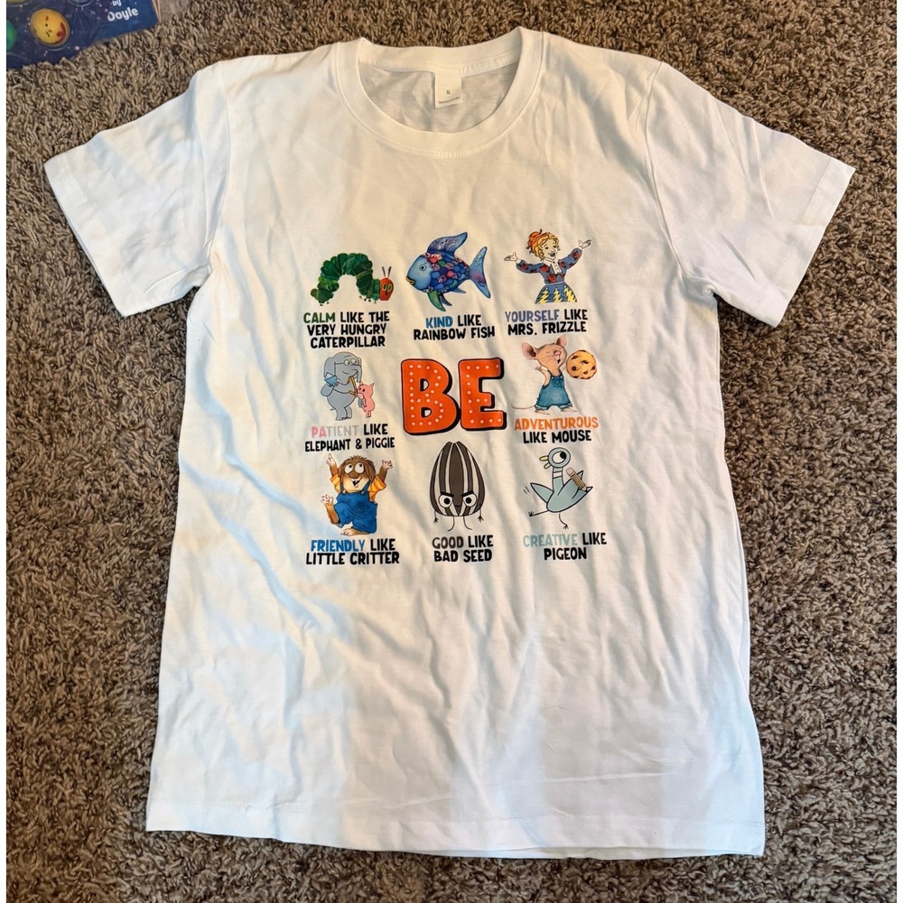 Unbranded Storytime Adult Women's White Size Small (Nwt)